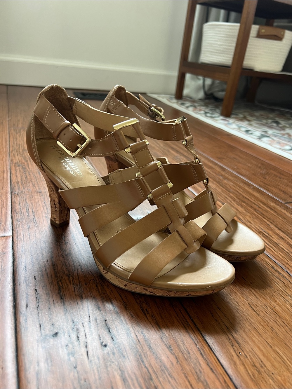 Women's Naturalizer Tan Strappy High Heel Sandals size 7.5